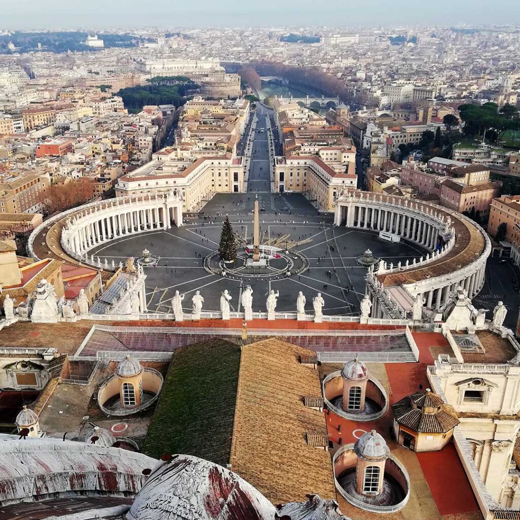 Il Vaticano visto dalla cupola